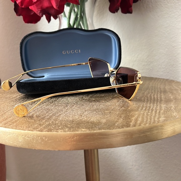 Gucci GG0538S gold cat eye women’s sunglasses, authentic NWT - Picture 7 of 15
